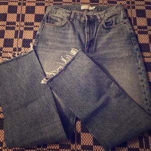 Blue Jeans flare frayed bottom